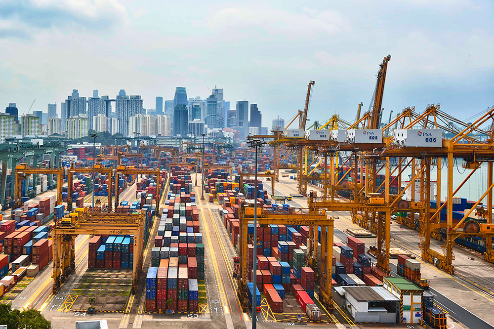 singapore port, Singapore, transshipment