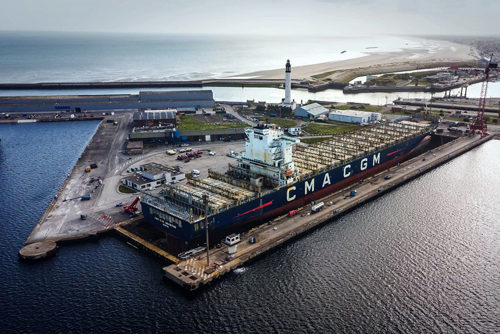 CMA CGM, Ladies, Retrofit