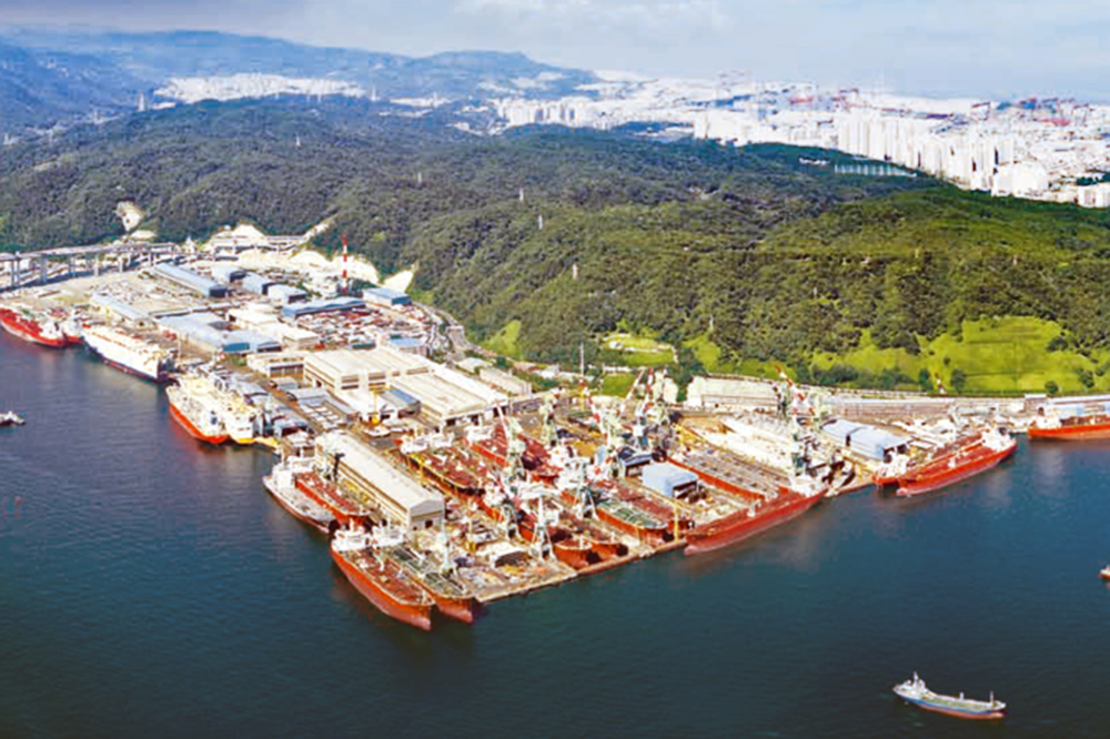 Hyundai Mipo Dockyard Ulsan, shipyard, South Korea