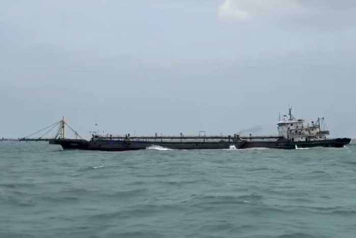 Dredger, Malaysia, MMEA, dredger, suction dredger