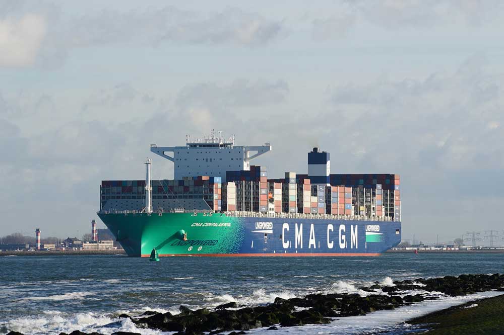 CMA CGM, Suez, biomethane