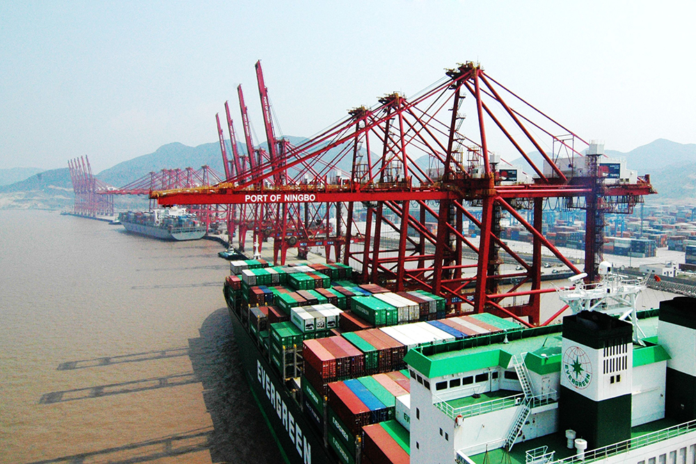 Port of Ningbo Container Terminal Container handling