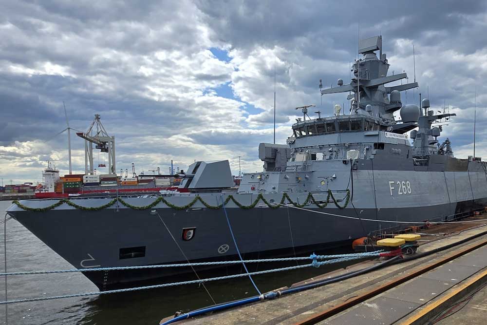 Christening of the corvette "Augsburg" at Blohm+Voss 1 20250508 Taufe Augsburg 1 hum