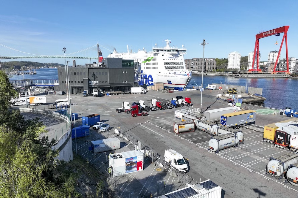 Gothenburg, hydrogen generator, shore power