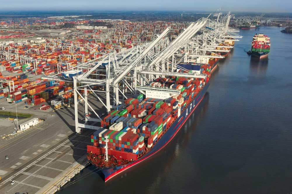 Container ship in the port of Savannah, Georgia