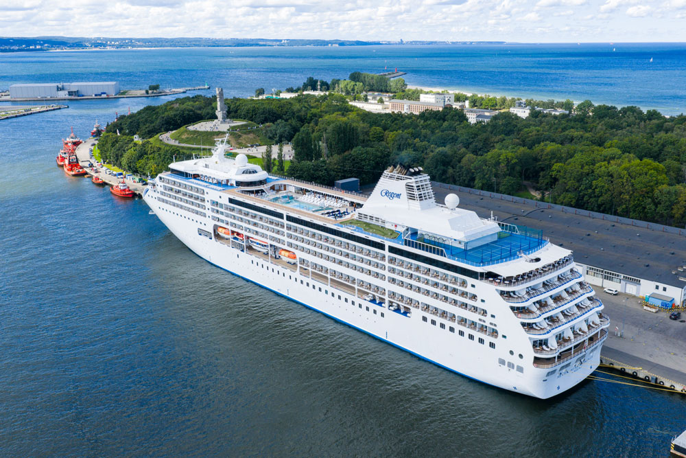 Schiffe mit einer Länge von bis zu 250 m können den Hafen anlaufen 