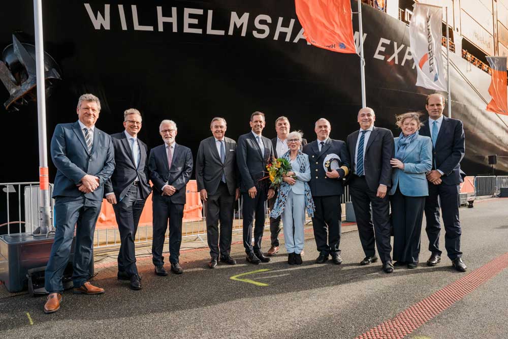 Hapag-Lloyd completes newbuilding program in Wilhelmshaven 1 Taufe der „Wilhelmshaven Express“
