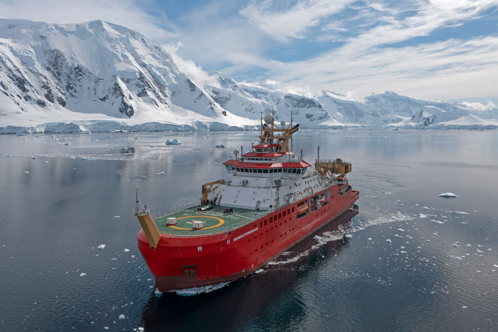 "RRS Sir David Attenborough" in the Antarctic