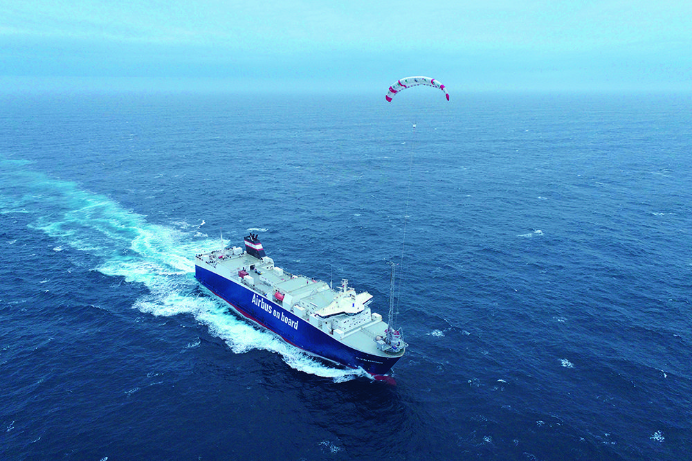 LDA RoRo vessel "Ville de Bordeaux" with Seawing © Airseas