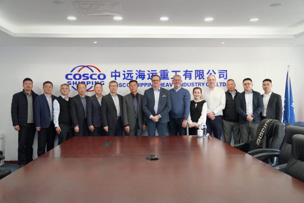 A group of representatives from Cosco and Norsepower at a cooperation agreement in China