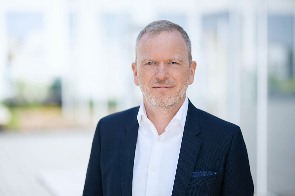 Jeroen Eijsink succeeds Angela Titzrath at HHLA (© HHLA)