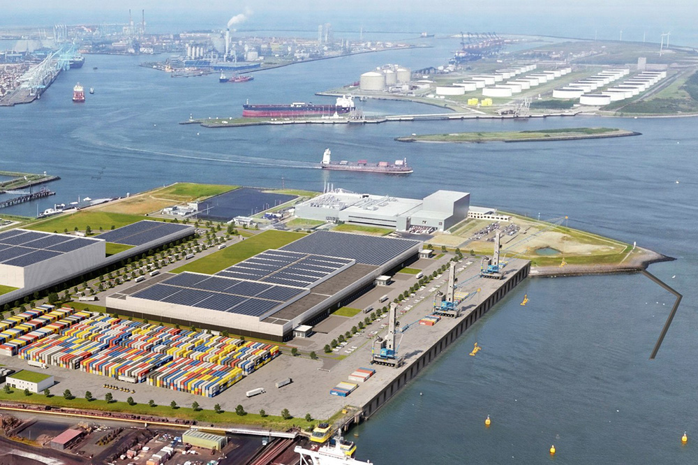 At Europort, the Port of Rotterdam Authority, the Necron Group and the PTP Group are jointly developing a 38-hectare logistics facility for the storage and handling of chilled and frozen food