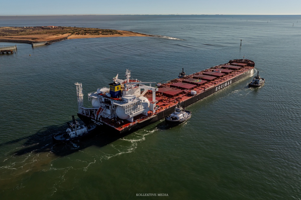 A bulk carrier from the Bocimar fleet; the shipping company is part of CMB.Tech