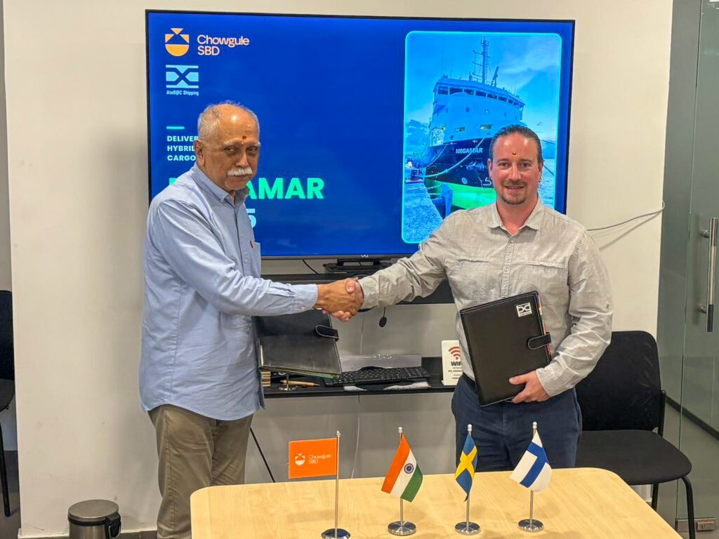 AtoB@C takes delivery of 11th plug-in hybrid freighter 1 Ashok Chowgule of Chowgule & Company (left) and Valtteri Martikainen, Technical Superintendent at ESL Shipping (© ESL Shipping)