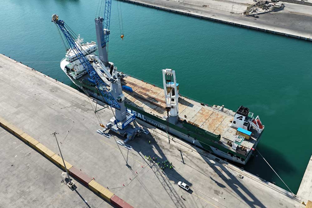SAL Group heavy-lift vessel in the port of Tartus