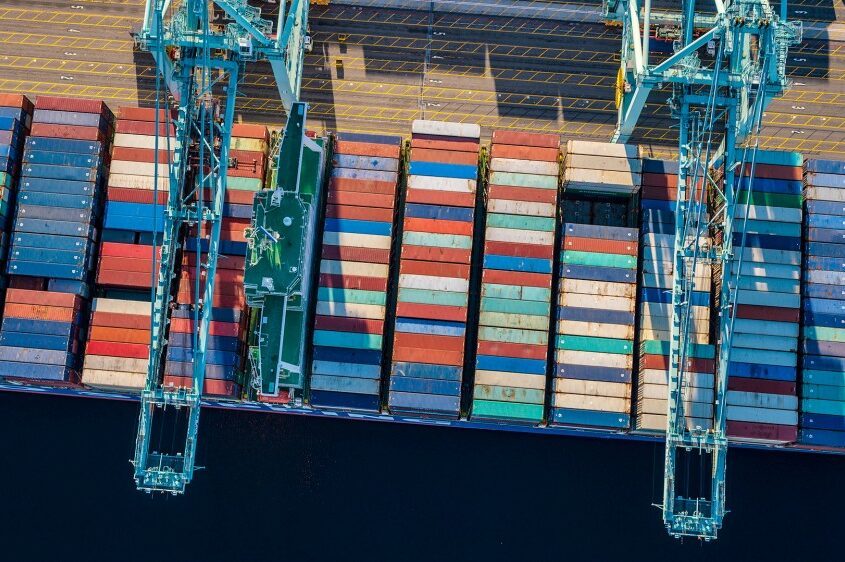 cargo aerial port of la e1640072740643