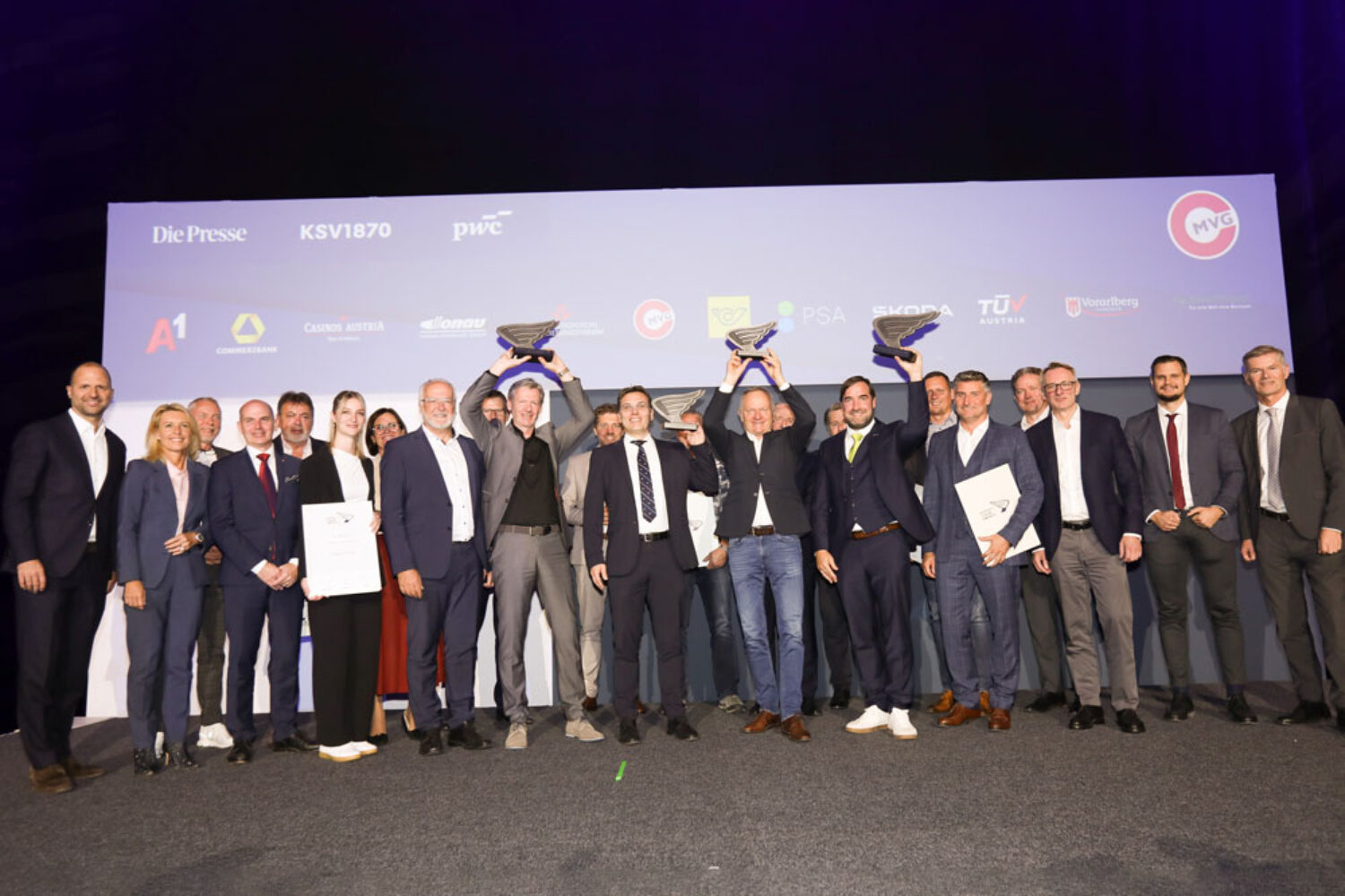 Bachmann electronic took first place in the "Austria's Leading Companies" category for large companies
