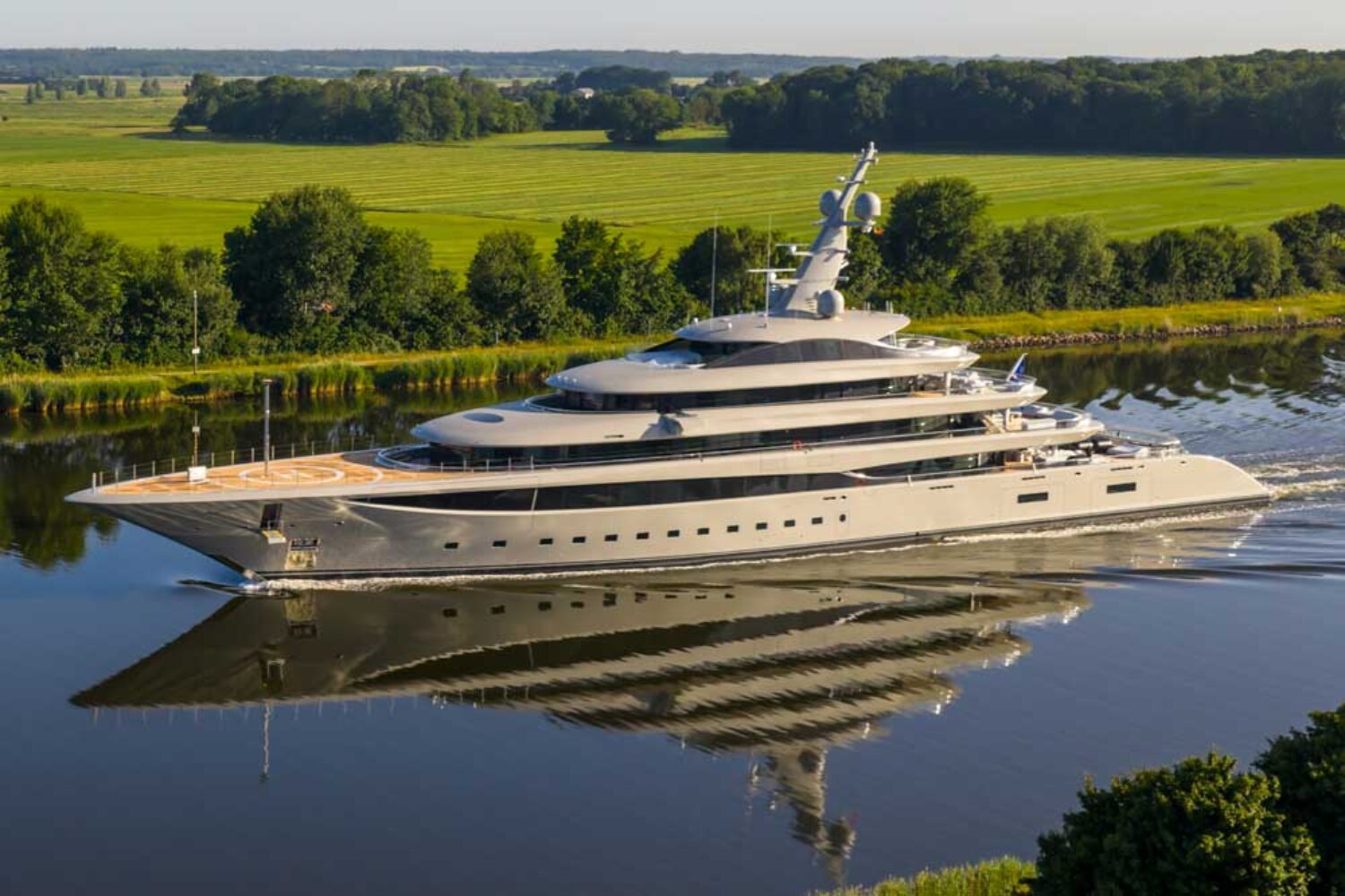 “Nixie” is the shipyard’s latest delivery (© Lürssen / Andre Konarske)