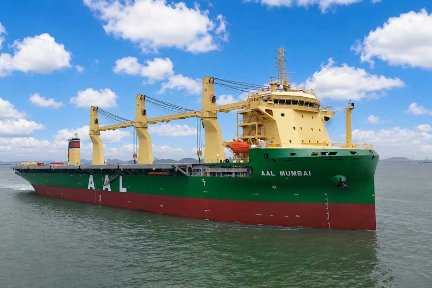 MPP freighter "AAL Mumbai"