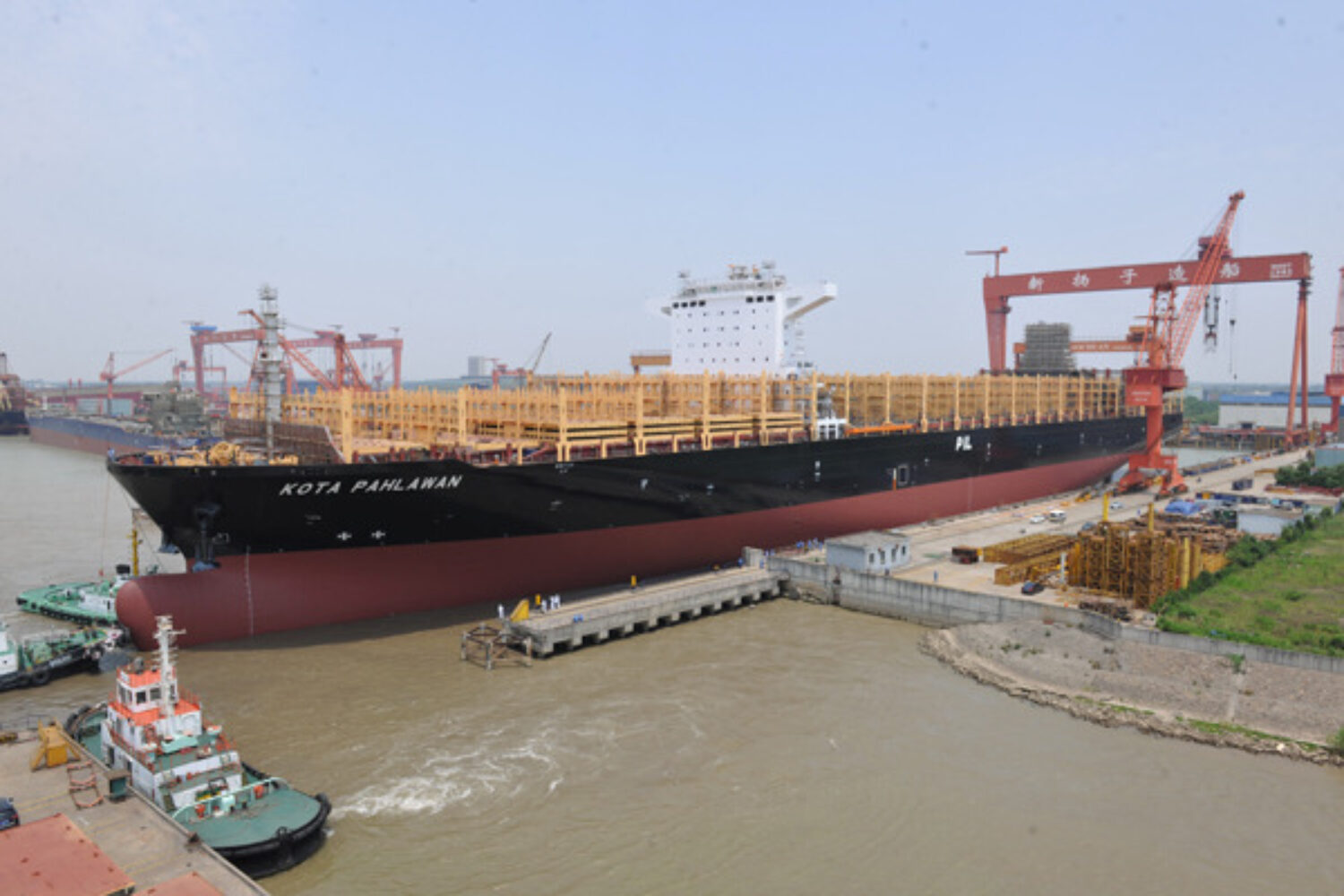 Kota Pahlawan, PIL, 12,000 TEU, Yangzijiang