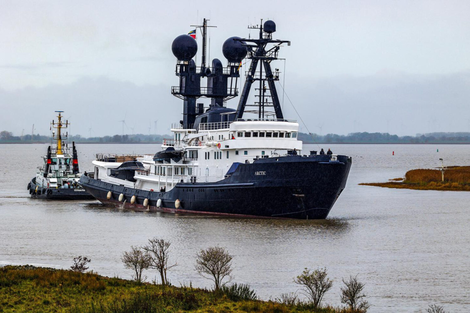 Arctic P, Kusch, Peters Werft, tugboat, yacht, Bugsier