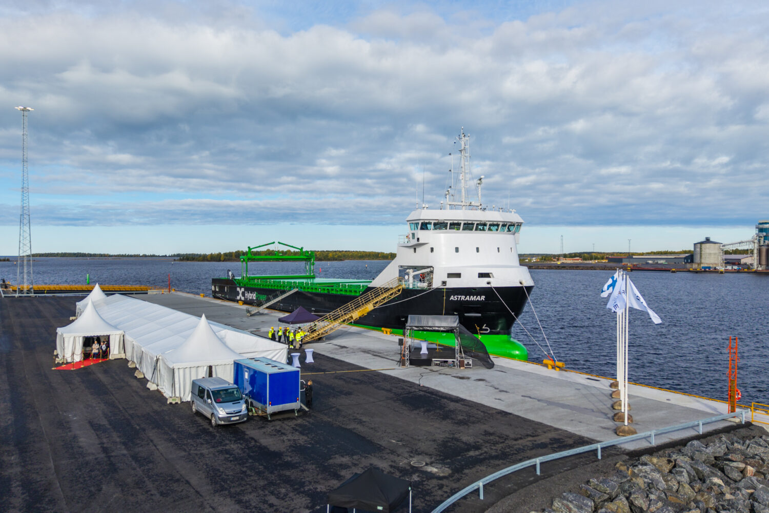 The "Astramar" in the harbour of Raahe (© ESL Shipping)