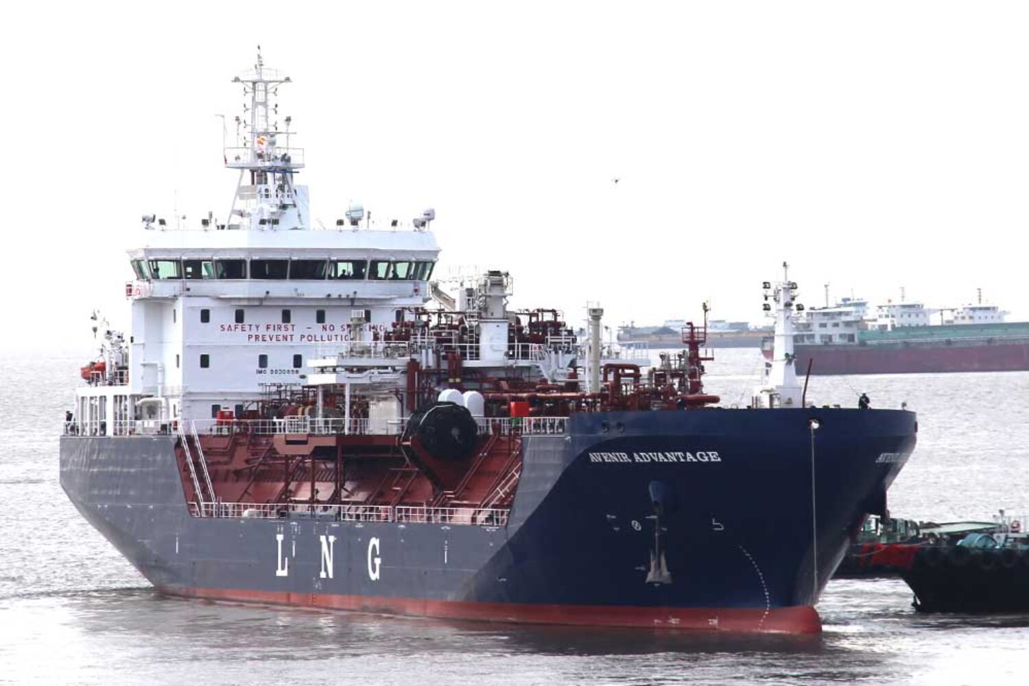 Avenir Advantage LNG bunker vessel, LNG bunker infrastructure