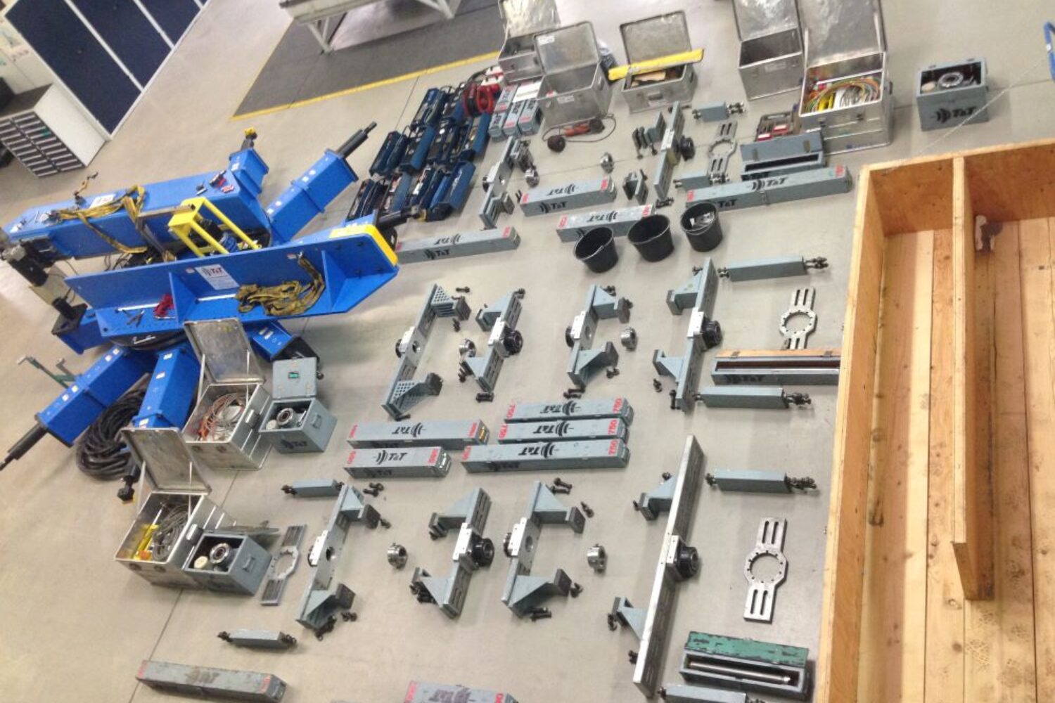 CM6200_Ausgebreitet (3)