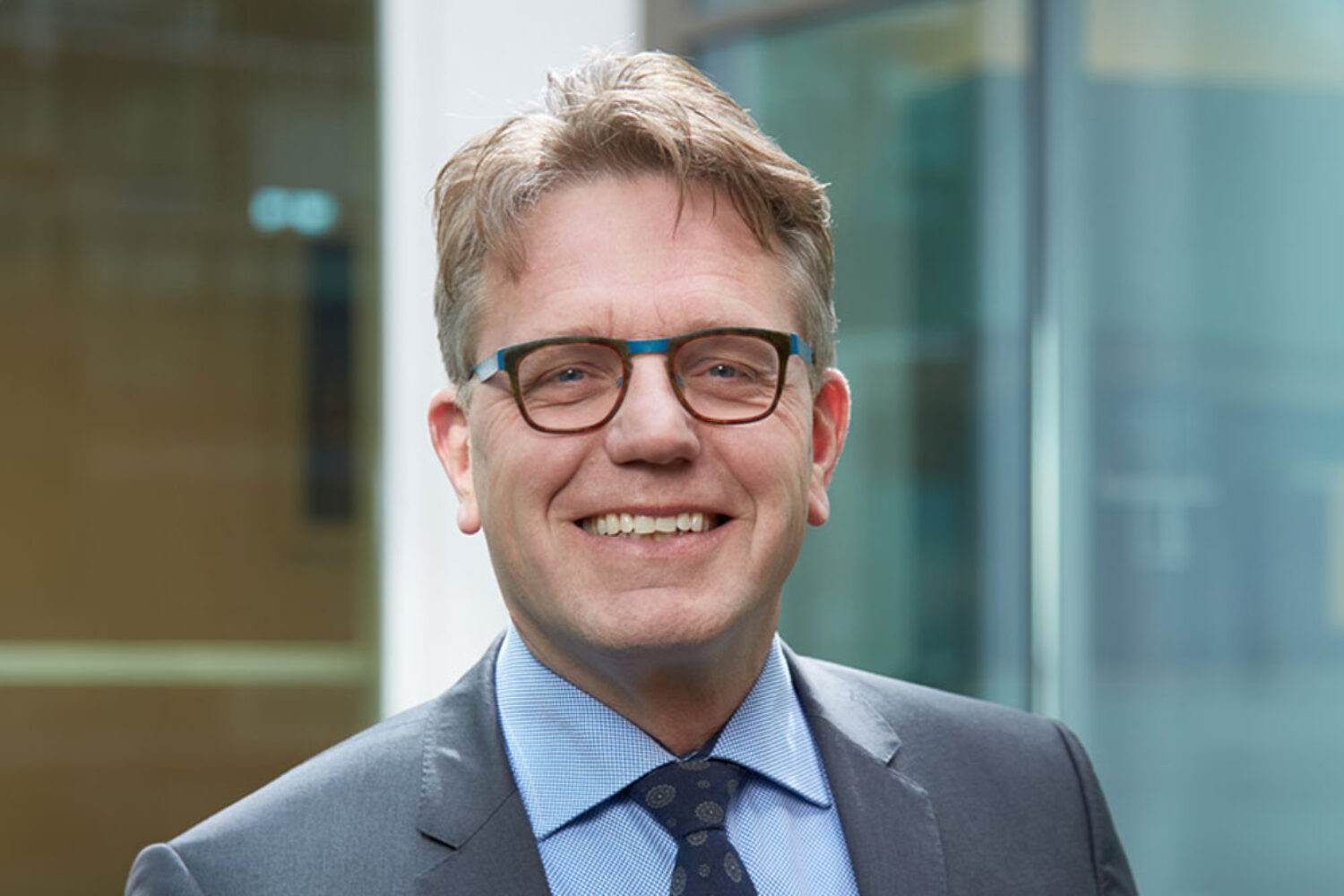 North Sea Port, Cas King