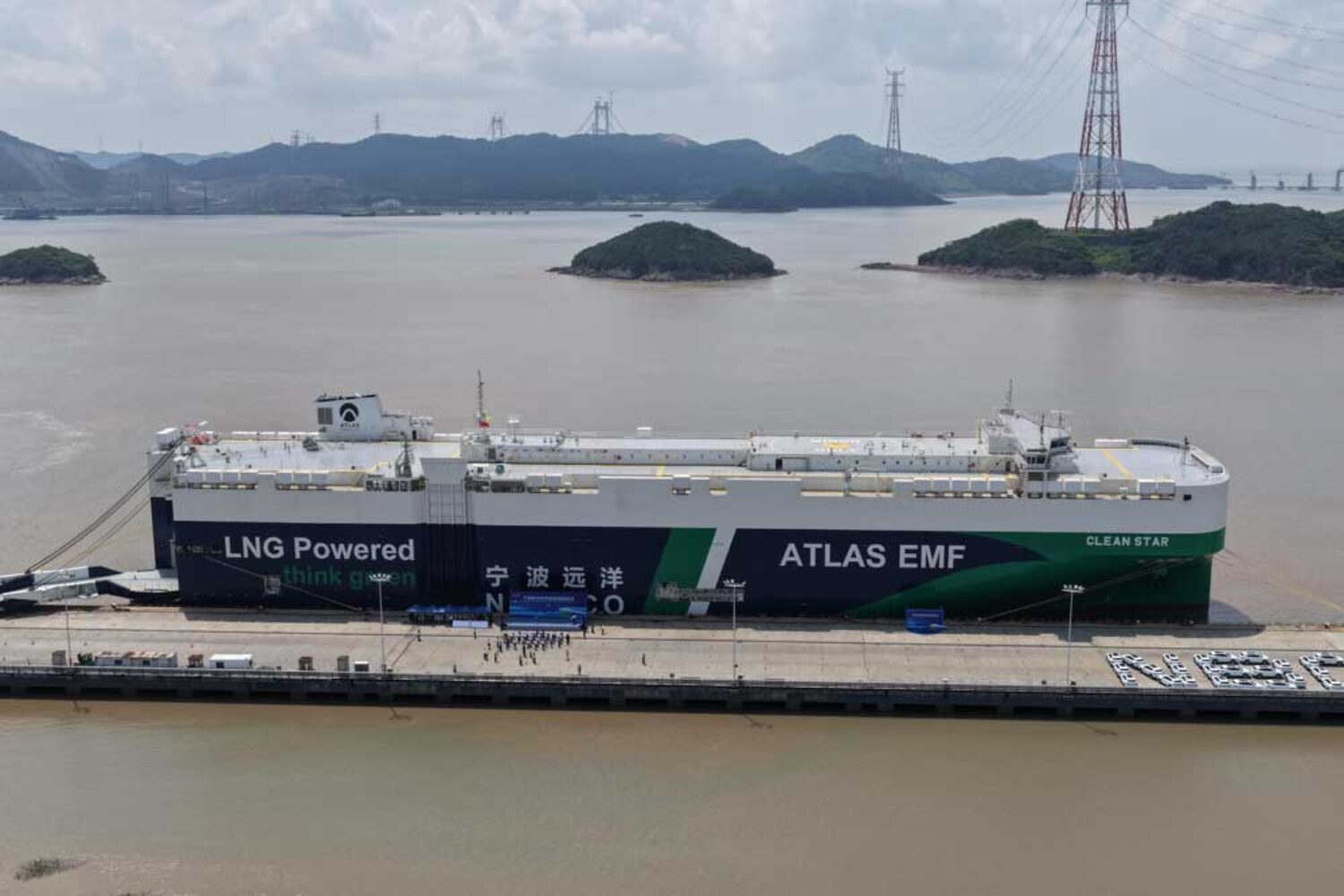 The car carrier ‘Clean Star’ in the Port of Ningbo