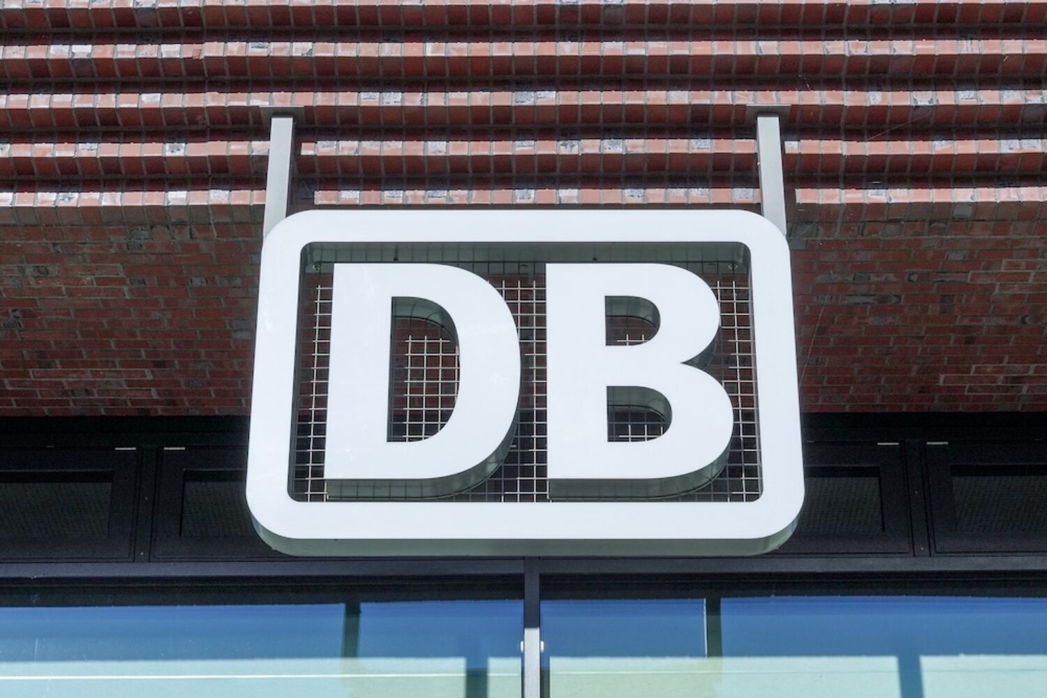 Archive number: DB268713