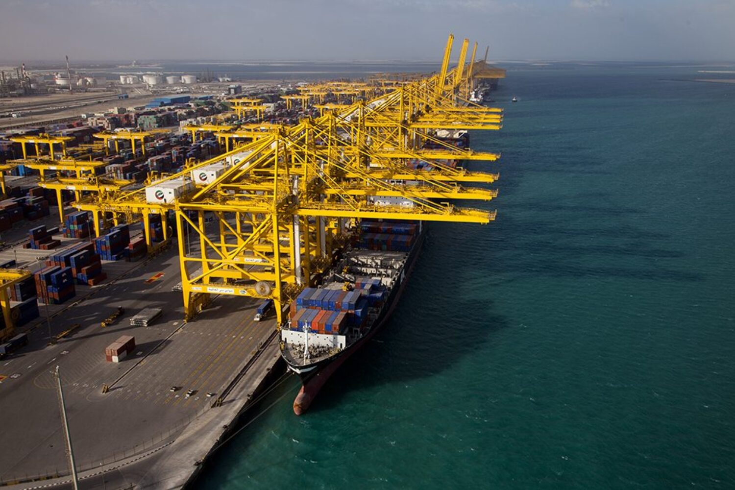 Jebel Ali Port DP World, Greta Shipping