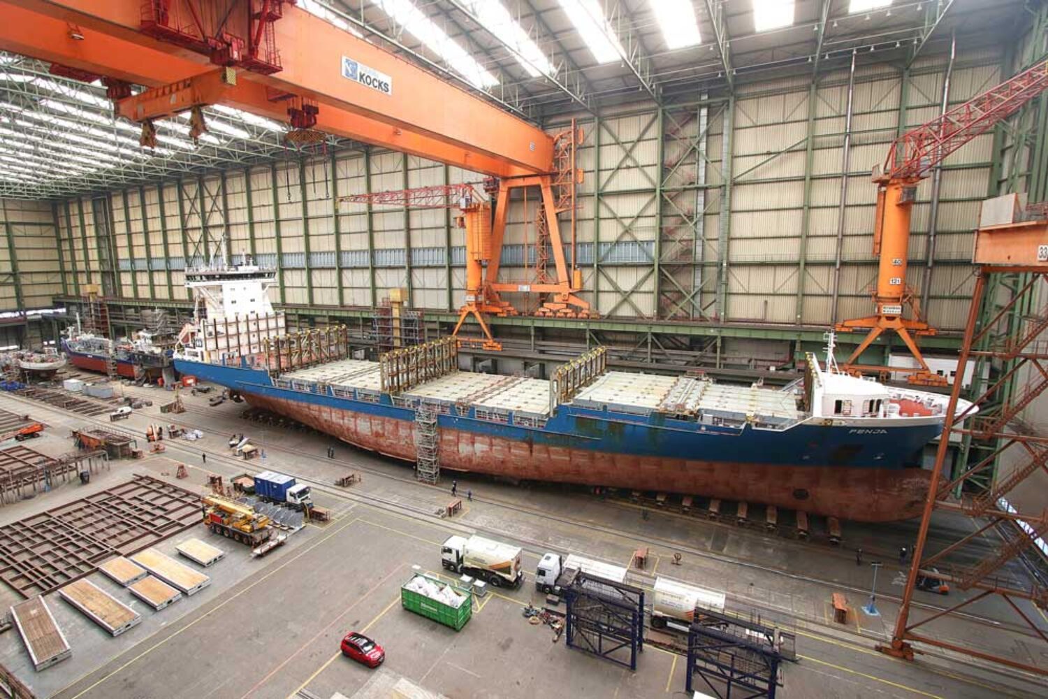 Feeder "Fenja" in the assembly hall 290 of Volkswerft Stralsund