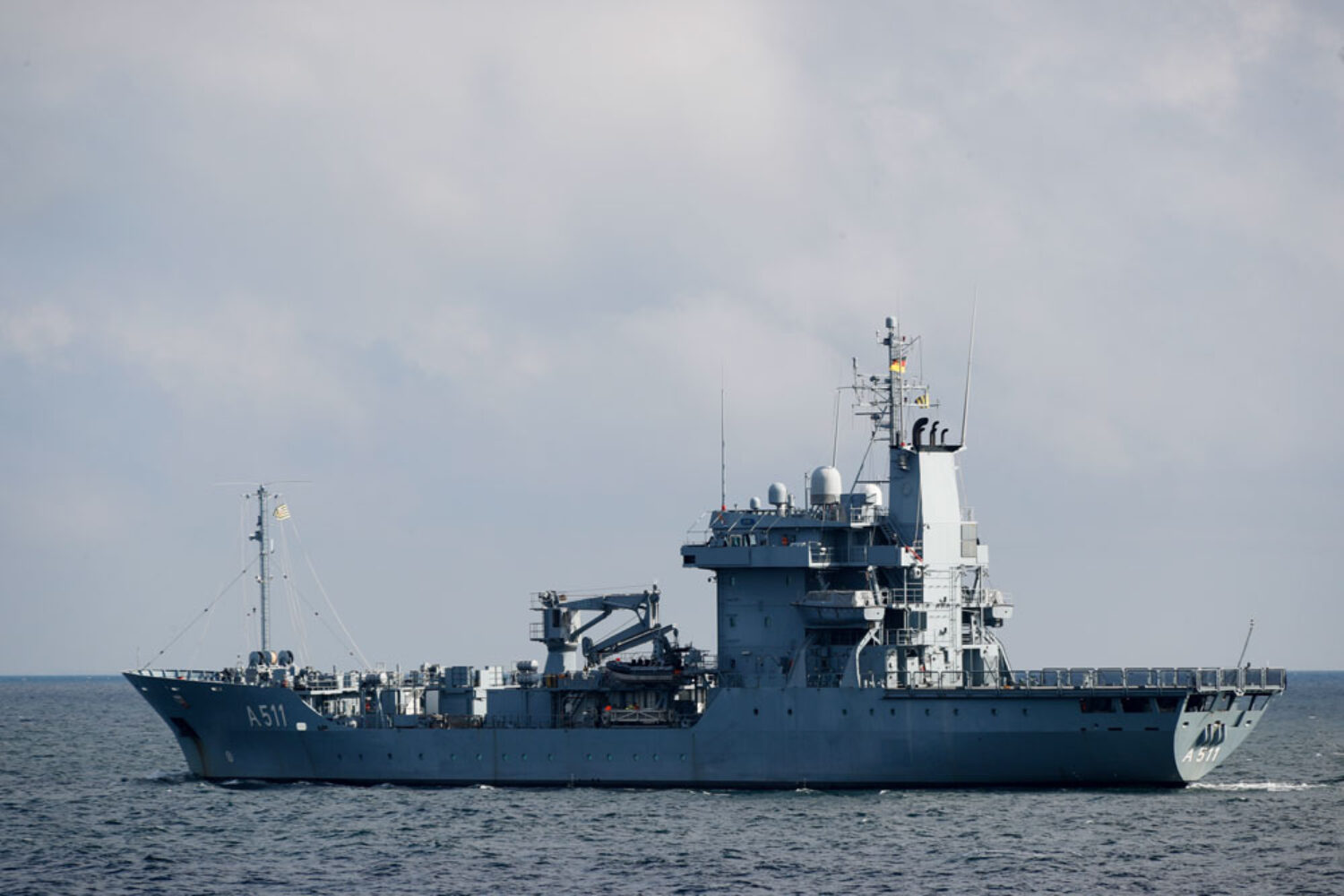 The tender "Elbe" will replace the tug "Rügen"