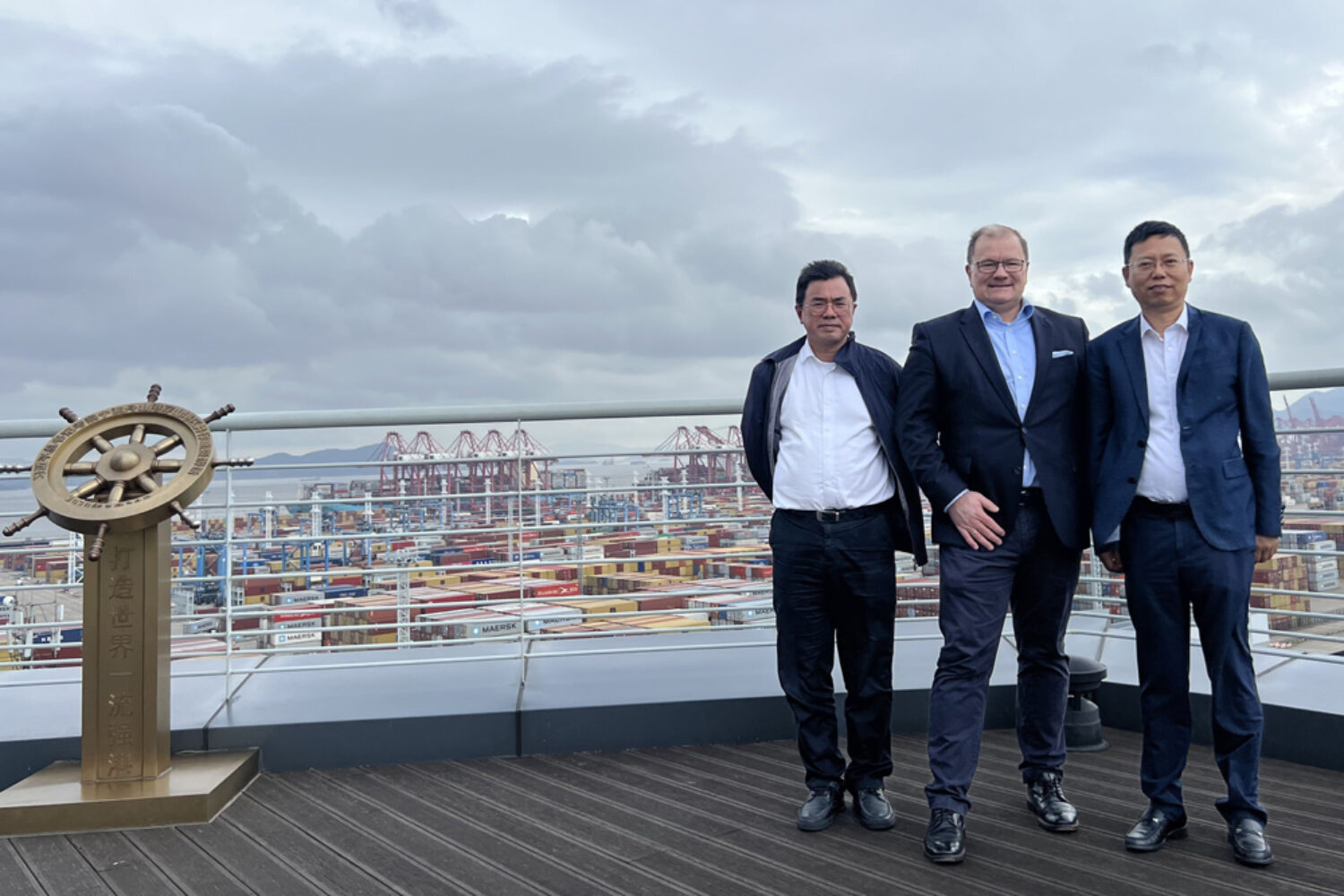 JadeWeserPort, Wilhelmshaven, Ningbo