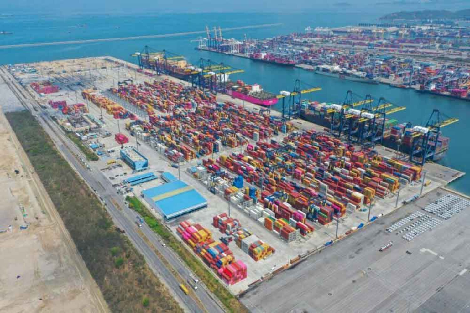 Laem Chabang, Thailand, Cosco, Hutchinson Ports