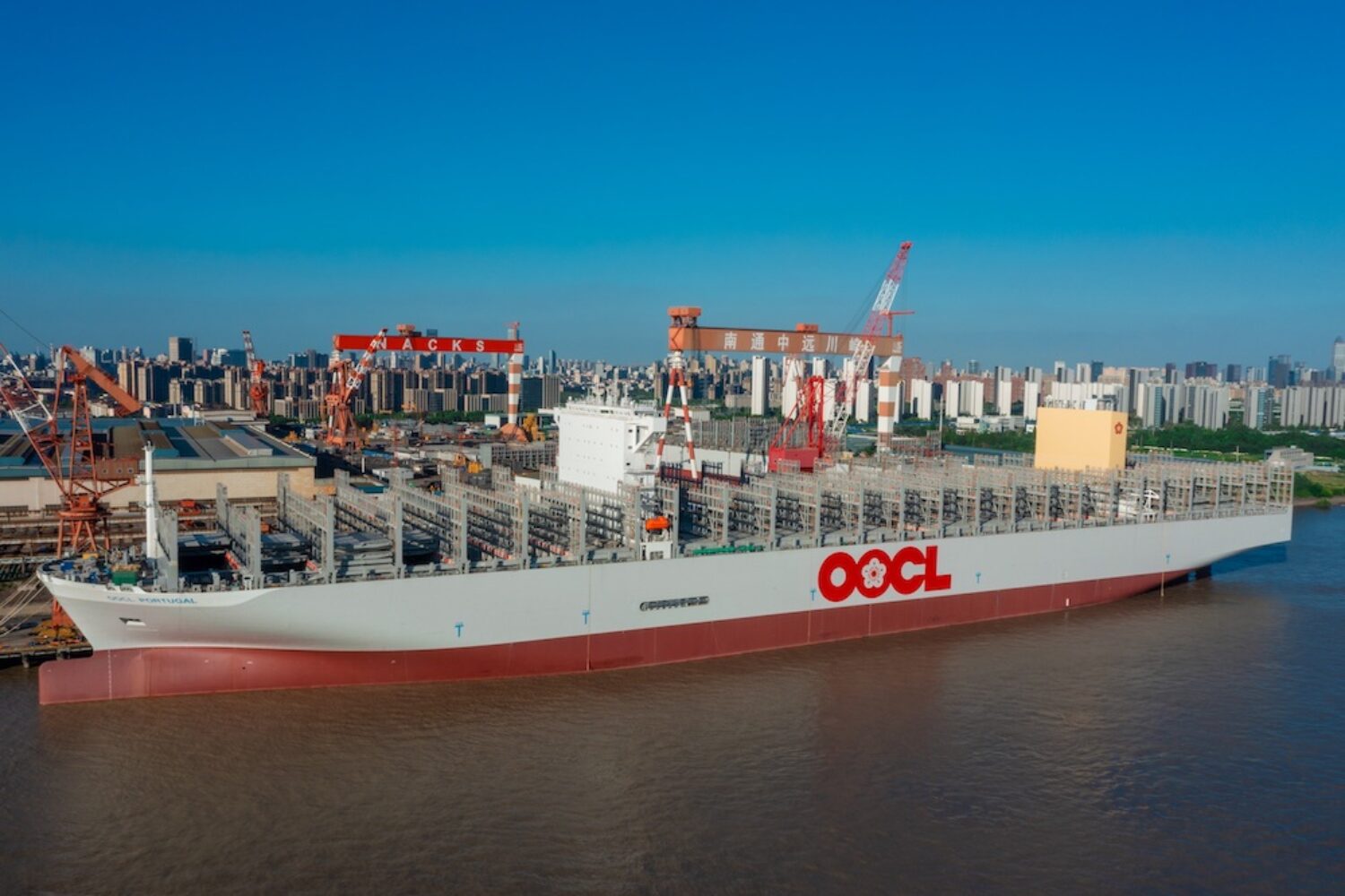 The new container ship named "OOCL Portugal" is the last of the environmentally friendly 24,188 TEU mega-ship series.