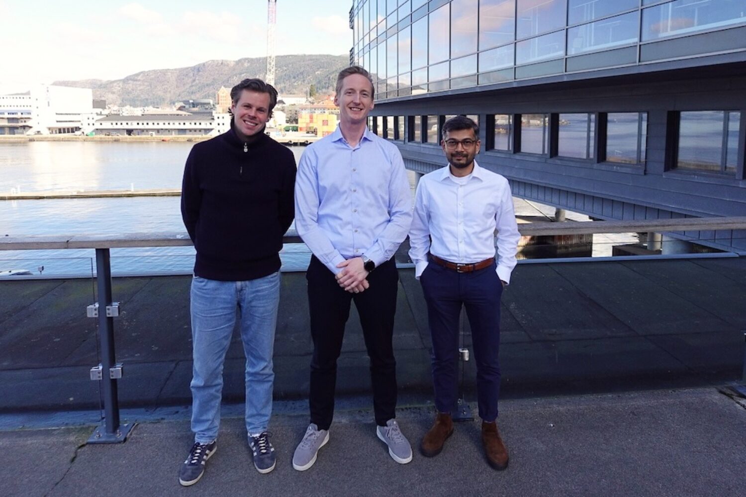 From left to right: Niklas Weidmann, Managing Director and co-founder of Tilla Technologies; Bjørn Thore Seljelid, Head of Crewing at Wilson; and Narayan Venkatesh, Managing Director and co-founder of Tilla Technologies © Tilla Technologies