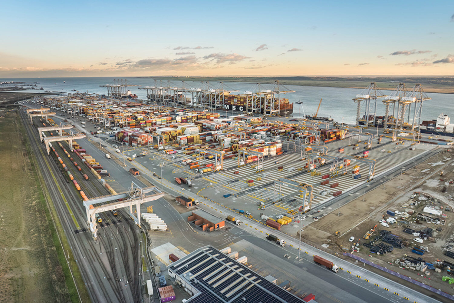 DP World, Great Britain, London, Thames, Gateway