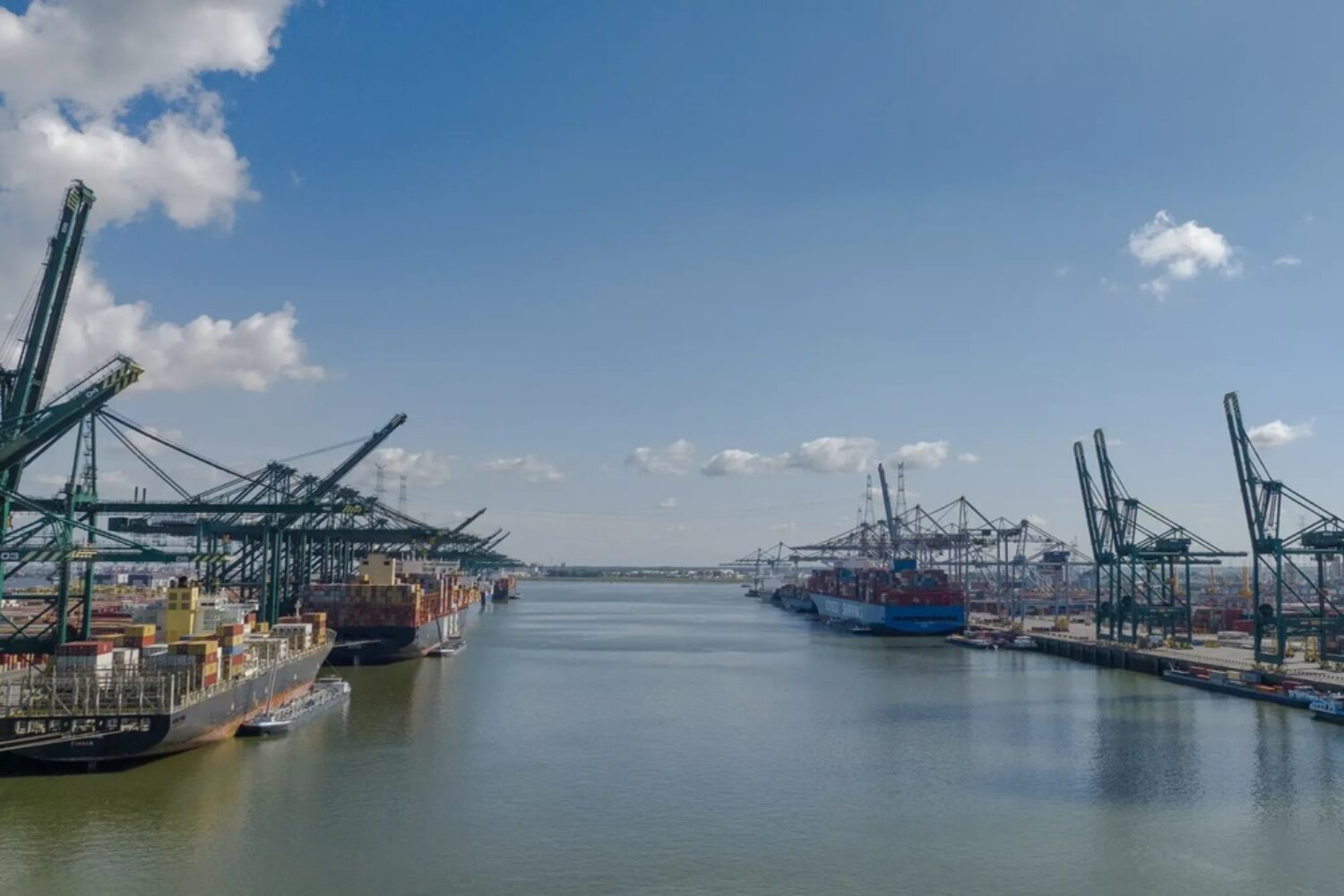 (© Port of Antwerp-Bruges)