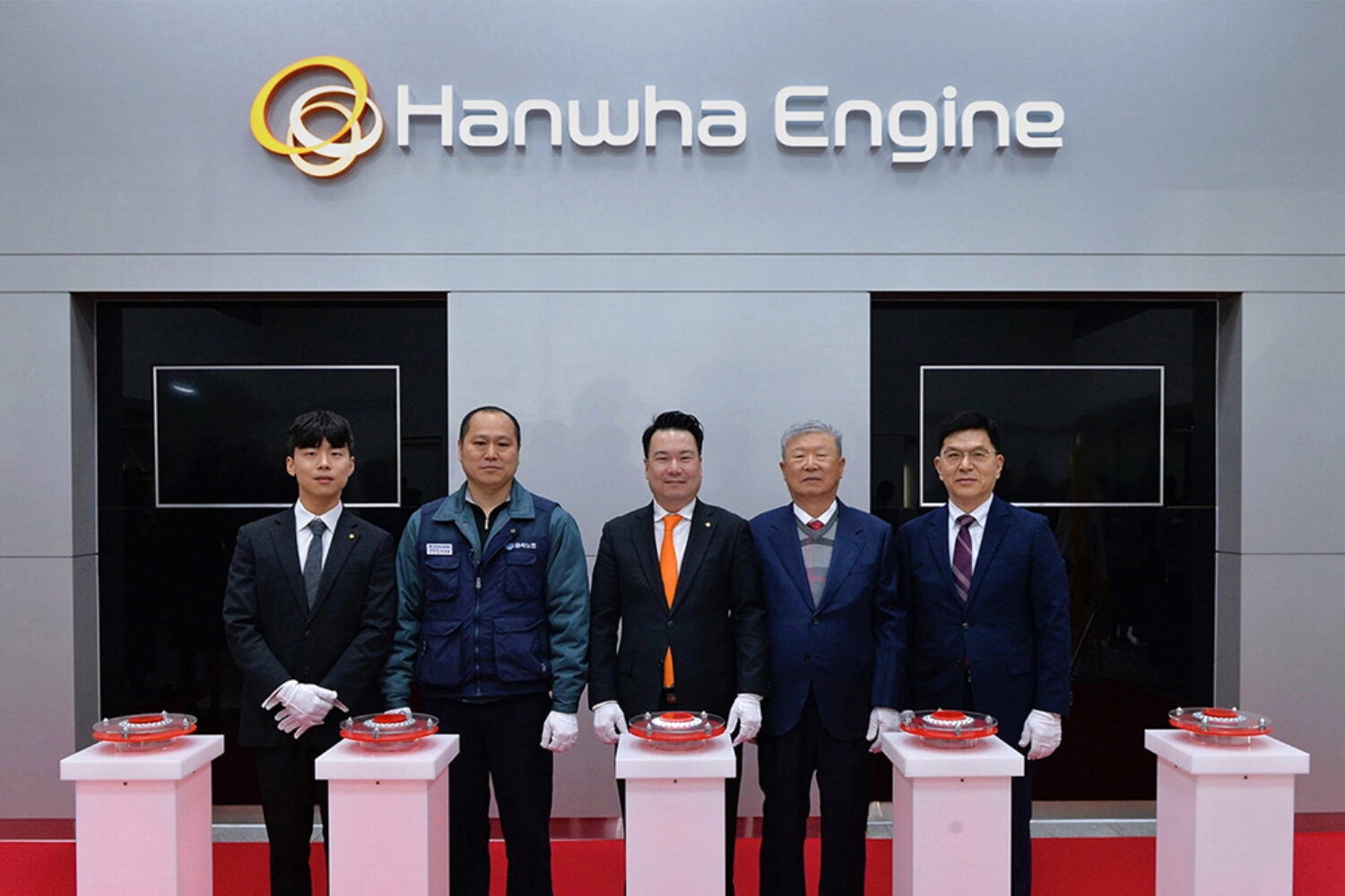 Ceremony to mark the launch of the Hanwha Engine marine engine brand
