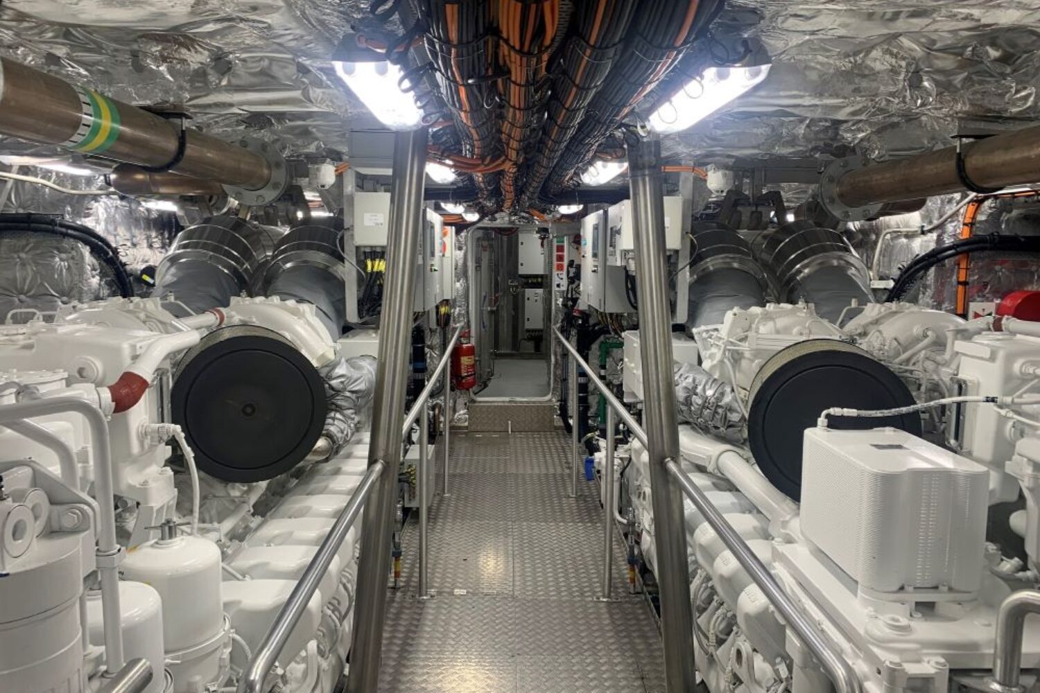 mtu Hybrid PropulsionPack_engine room_Vittorio Morace_pic2