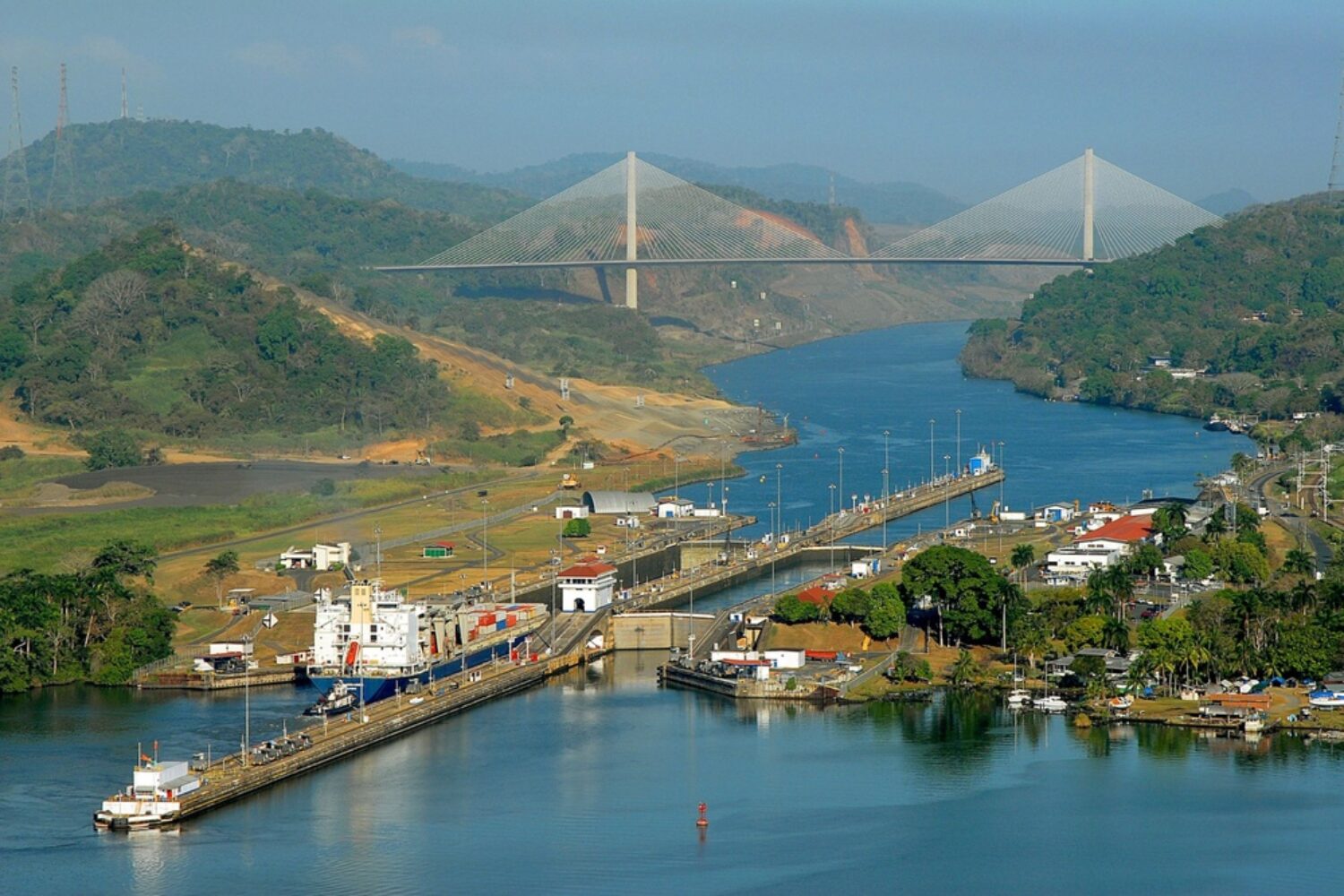 (© Panama Canal Authority)